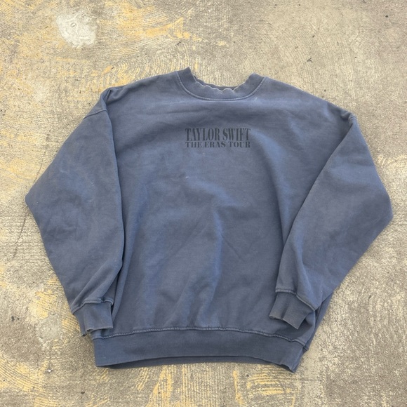 Taylor swift eras tour official blue crewneck sweatshirt size medium